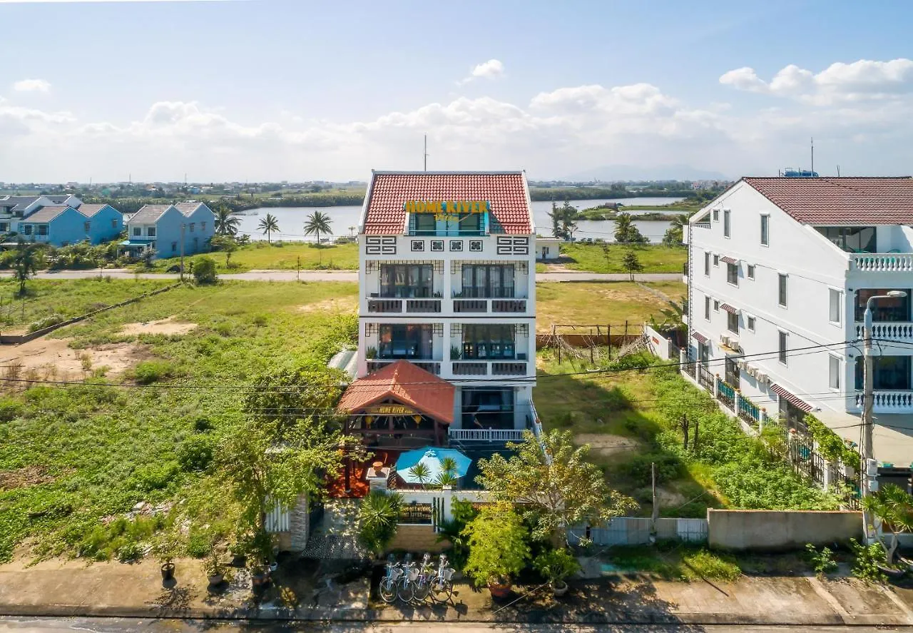 Home River Villa location